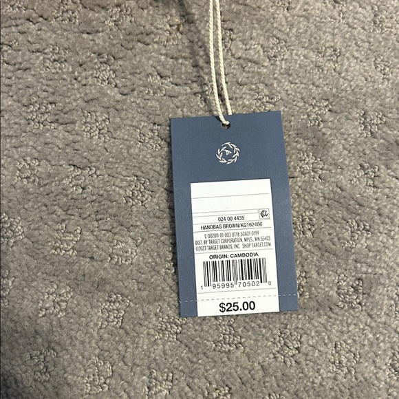 NWT Universal Threads Cross body camera bag - Picture 3 of 3